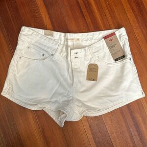 Levi’s white jean shorts